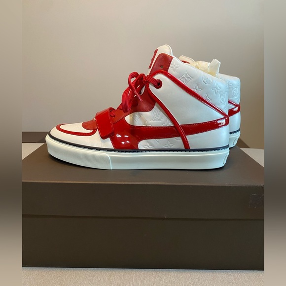 Louis Vuitton men shoes that are red/white - Picture 4 of 7